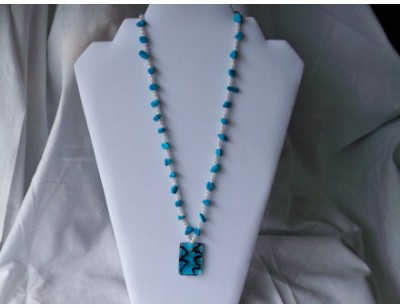 Howlite Dyed Turquoise necklace